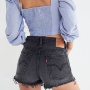 High waist distressed Levi shorts